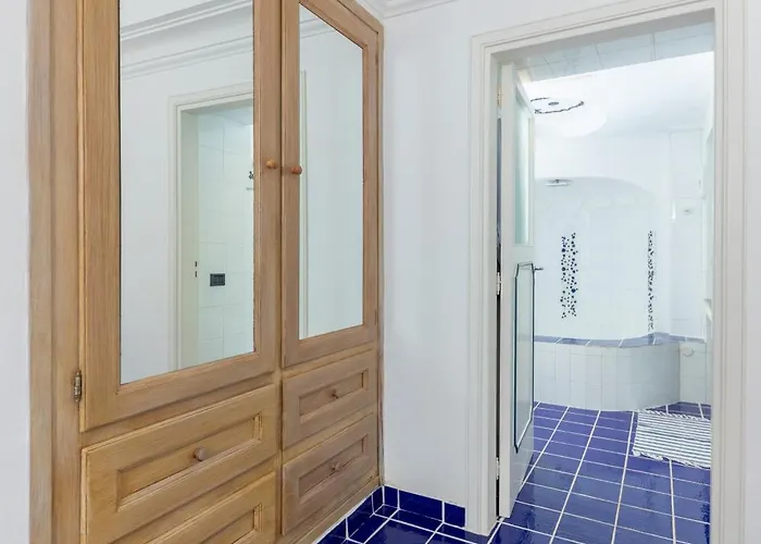 Blue Di * Капри