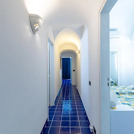 Blue Di Lejlighed Capri